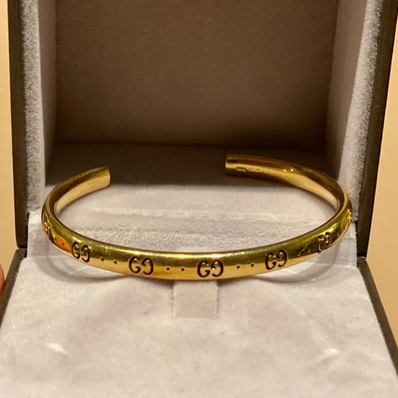 18K Gold Gucci Bracelet / Cuff - Picture 3 of 8